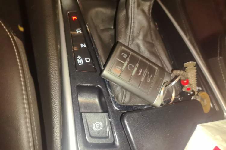 Used Cadillac SRX 2013 3.0L Elite Model Vehicle Key