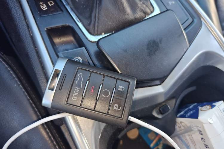 Used Cadillac SRX 2013 3.0L Elite Model Vehicle Key