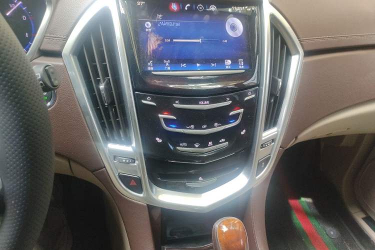 Used Cadillac SRX 2013 3.0L Luxury Model Audio And AC Panel