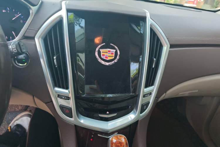 Used Cadillac SRX 2013 3.0L Luxury Model Audio And AC Panel