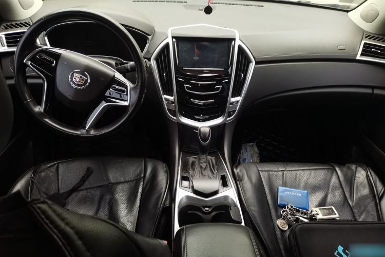 Used Cadillac SRX 2013 3.0L Comfort Model Center Console
