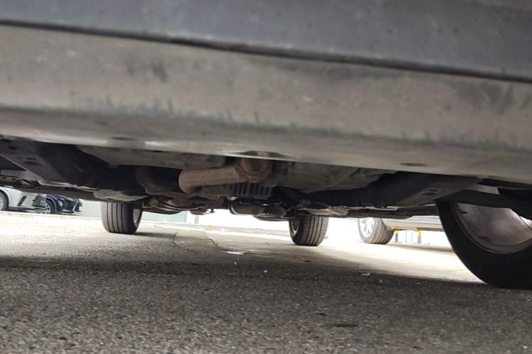 Used Cadillac SRX 2013 3.0L Leading Model Chassis Front