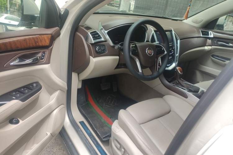 Used Cadillac SRX 2013 3.0L Luxury Model Driver Seat