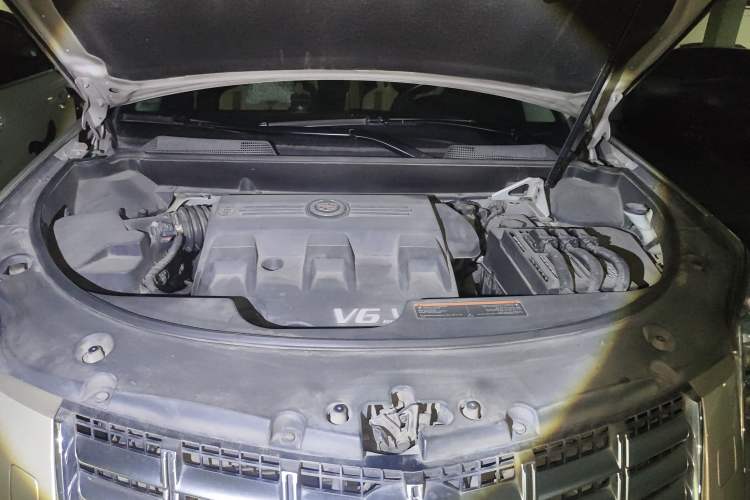 Used Cadillac SRX 2013 3.0L Leading Model Engine Bay
