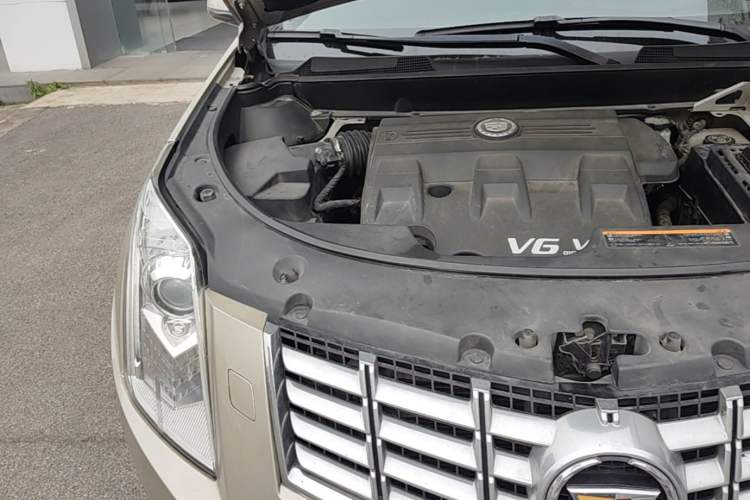 Used Cadillac SRX 2013 3.0L Leading Model Engine Bay Right