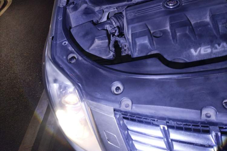 Used Cadillac SRX 2013 3.0L Elite Model Engine Bay Right