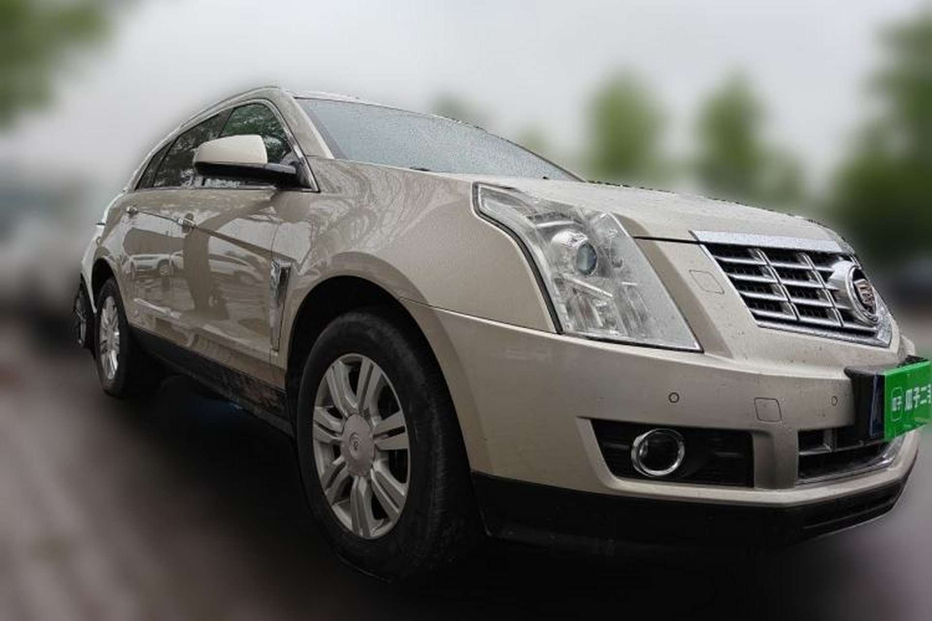 Used Cadillac SRX 2013 3.0L Elite Model Front Right 45 Deg