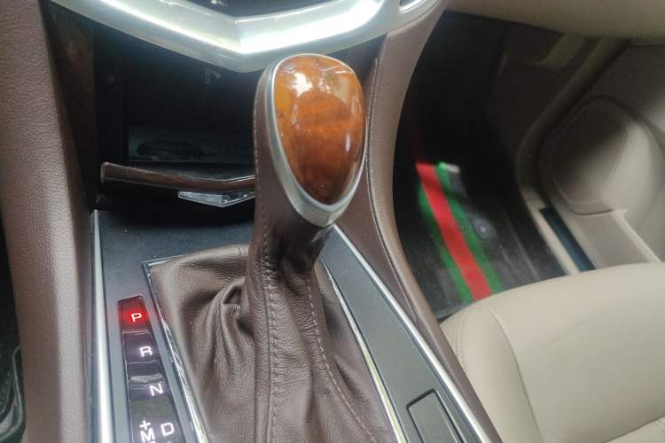 Used Cadillac SRX 2013 3.0L Luxury Model Gear Lever