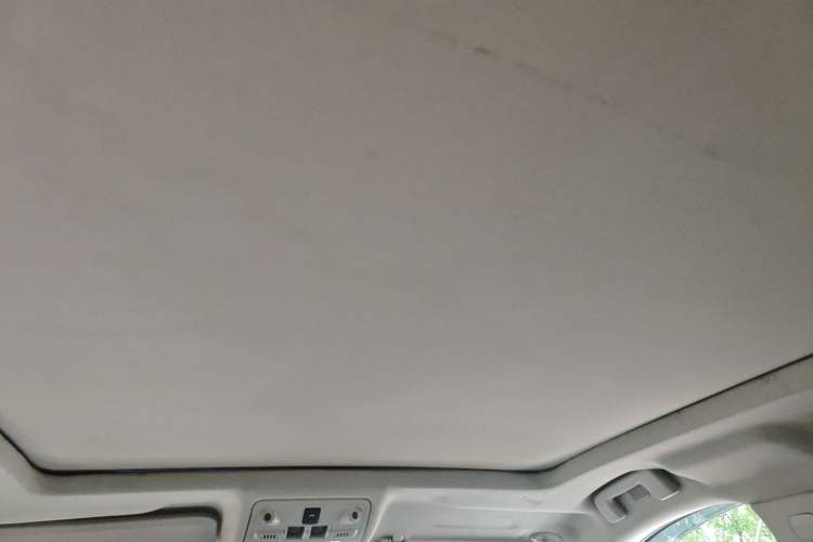 Used Cadillac SRX 2013 3.0L Elite Model Headliner