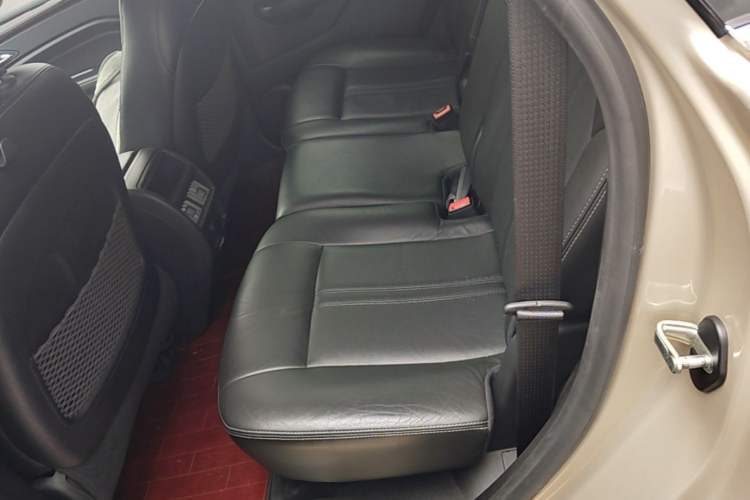 Used Cadillac SRX 2013 3.0L Leading Model Left Rear Seat