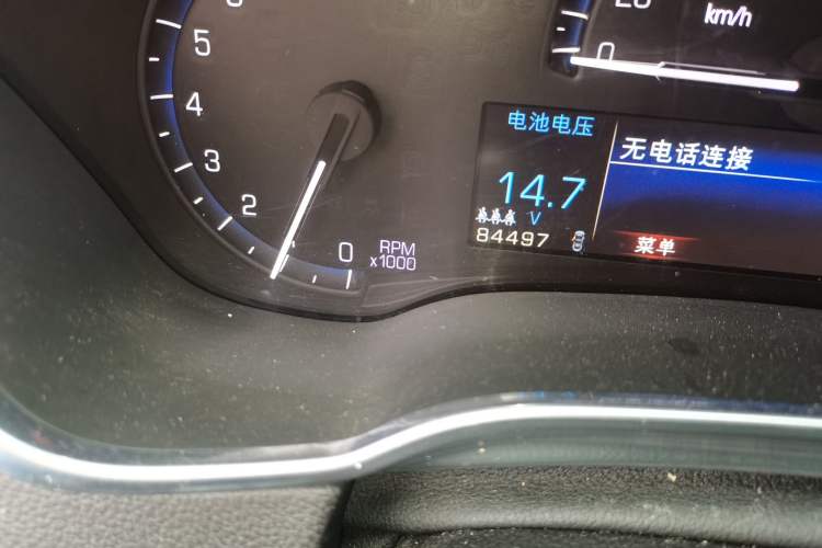 Used Cadillac SRX 2013 3.0L Comfort Model Odometer Close Up