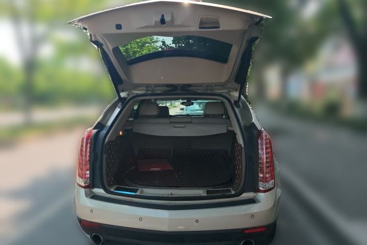 Used Cadillac SRX 2013 3.0L Luxury Model Trunk