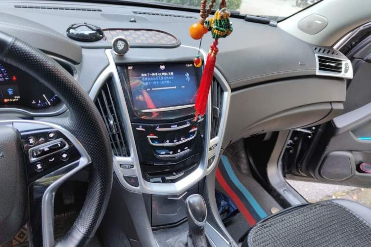 Used Cadillac SRX 2014 3.0L Comfort Model Audio And AC Panel