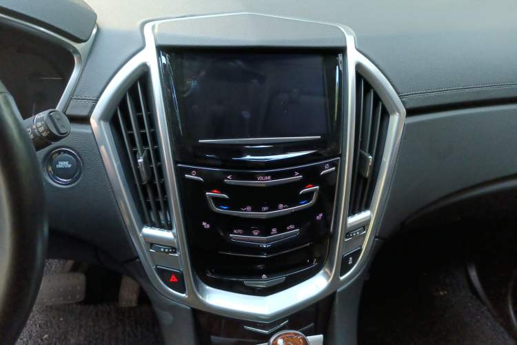 Used Cadillac SRX 2014 3.0L Elite Model Audio And AC Panel