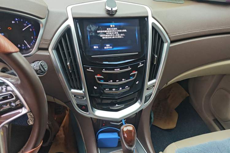 Used Cadillac SRX 2014 3.0L Comfort Model Audio And AC Panel