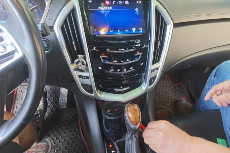Used Cadillac SRX 2014 3.0L Leading Model Audio And AC Panel
