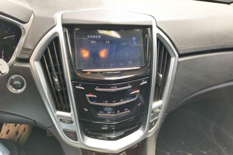 Used Cadillac SRX 2014 3.0L Elite Model Audio And AC Panel