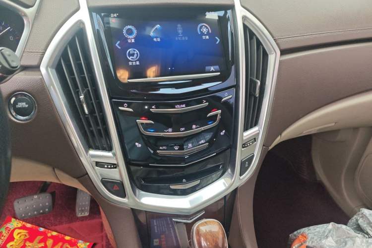 Used Cadillac SRX 2014 3.0L Elite Model Audio And AC Panel