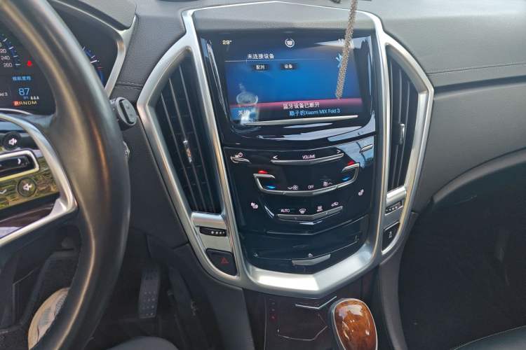 Used Cadillac SRX 2014 3.0L Elite Model Audio And AC Panel