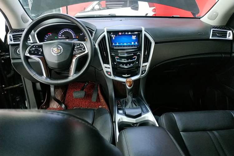 Used Cadillac SRX 2014 3.0L Leading Model Center Console