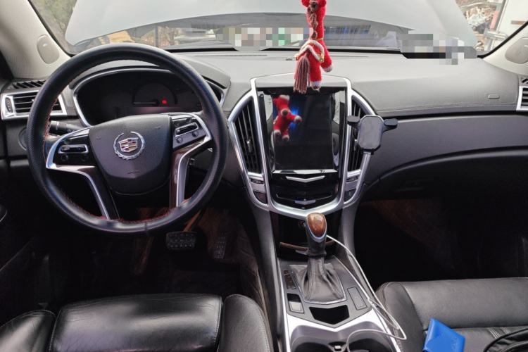 Used Cadillac SRX 2014 3.0L Luxury Model Center Console