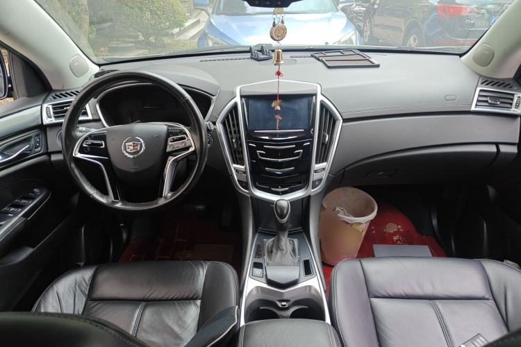 Used Cadillac SRX 2014 3.0L Comfort Model Center Console