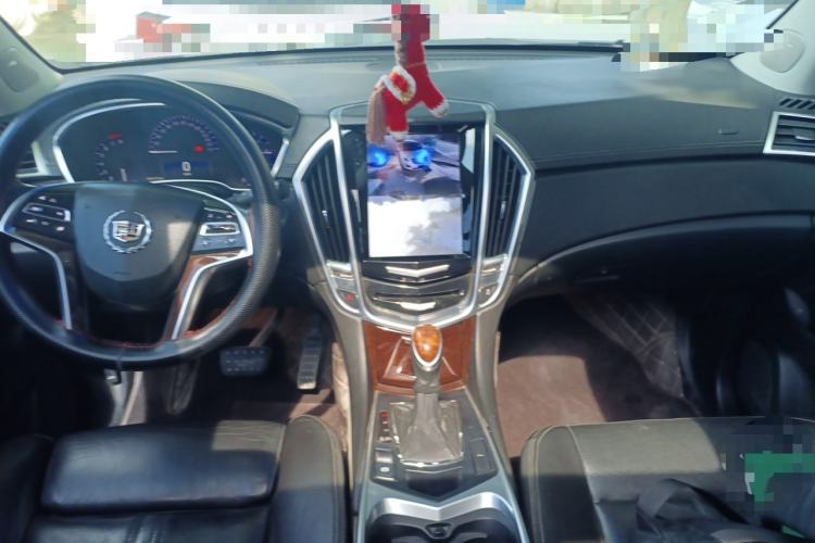 Used Cadillac SRX 2014 3.0L Luxury Model Center Console