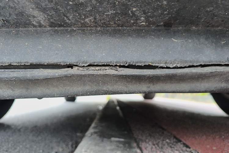 Used Cadillac SRX 2014 3.0L Comfort Model Chassis Front
