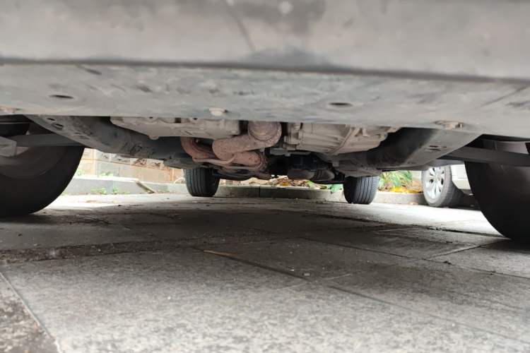 Used Cadillac SRX 2014 3.0L Comfort Model Chassis Front