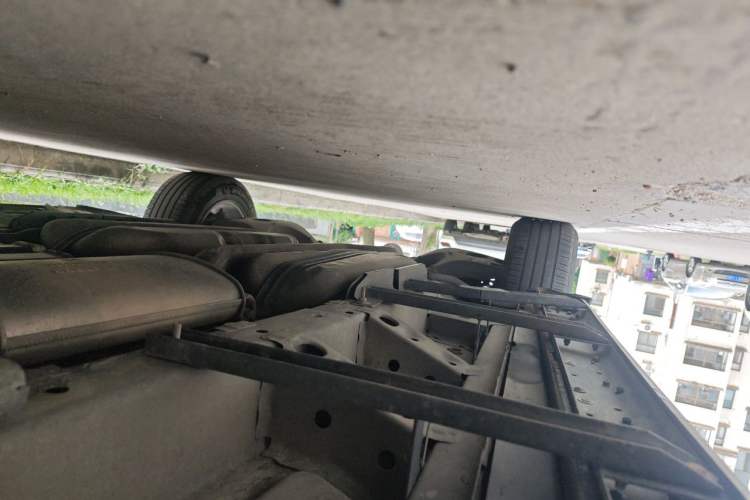 Used Cadillac SRX 2014 3.0L Elite Model Chassis Front Right