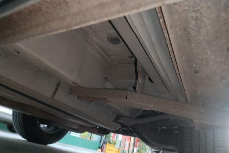 Used Cadillac SRX 2014 3.0L Elite Model Chassis Rear Left