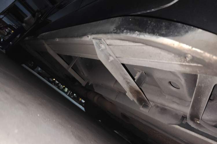 Used Cadillac SRX 2014 3.0L Elite Model Chassis Rear Left