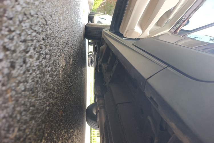 Used Cadillac SRX 2014 3.0L Elite Model Chassis Rear Left
