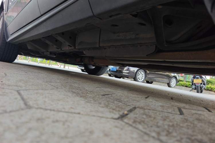 Used Cadillac SRX 2014 3.0L Elite Model Chassis Rear Left