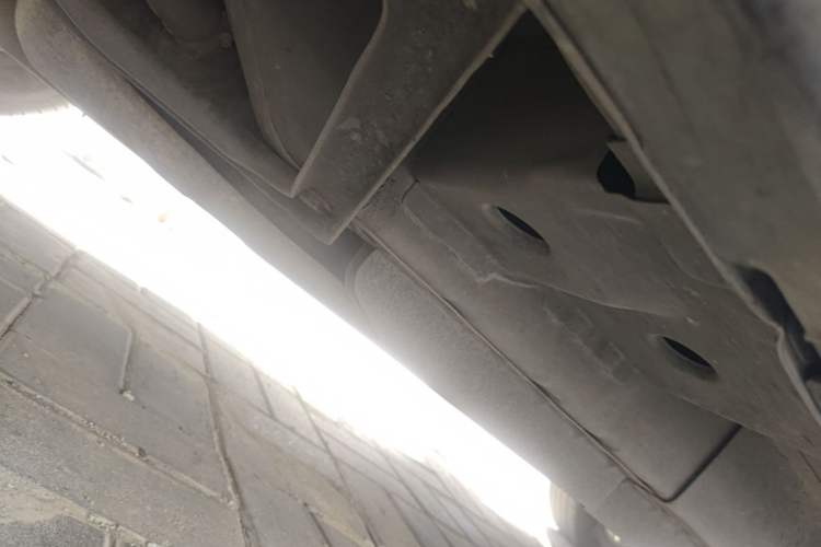Used Cadillac SRX 2014 3.0L Elite Model Chassis Rear Right