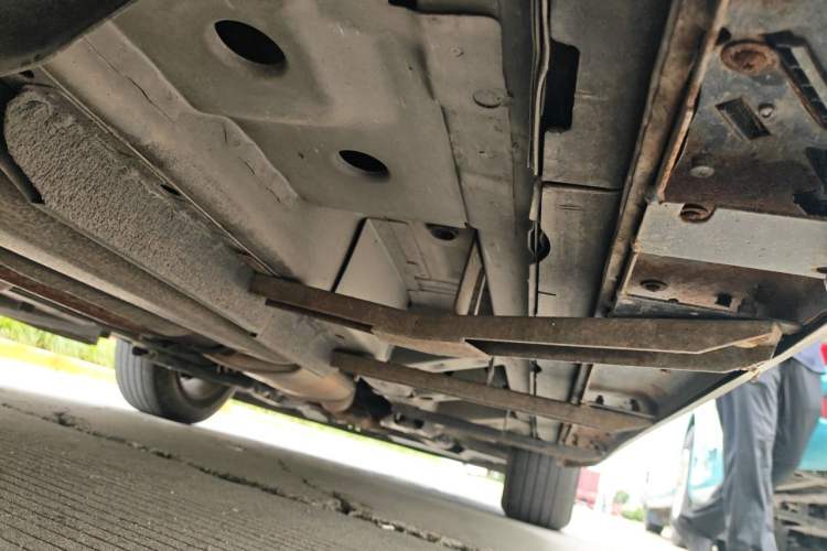Used Cadillac SRX 2014 3.0L Elite Model Chassis Rear Right