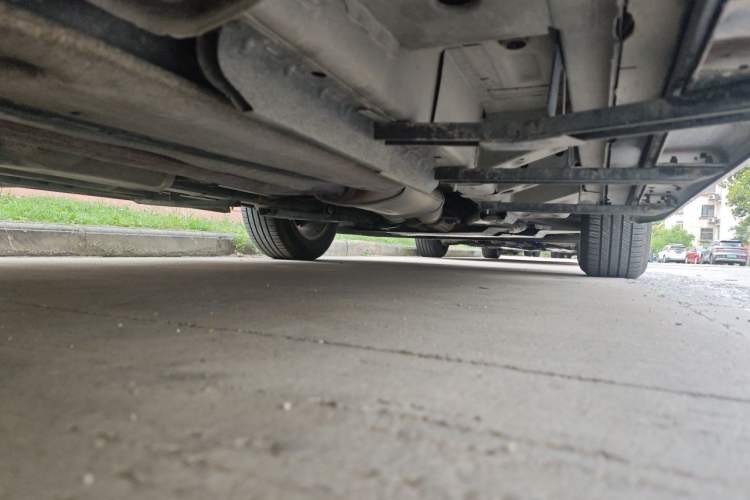 Used Cadillac SRX 2014 3.0L Elite Model Chassis Rear Right