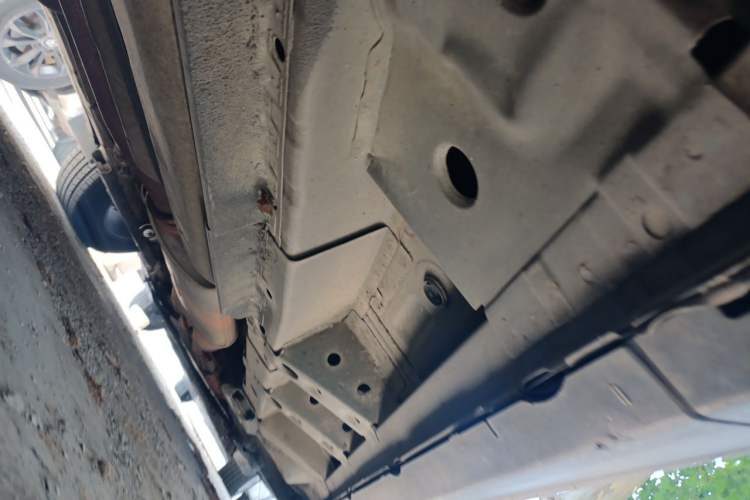 Used Cadillac SRX 2014 3.0L Luxury Model Chassis Rear Right
