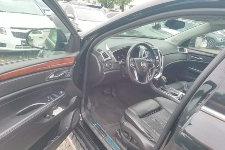Used Cadillac SRX 2014 3.0L Elite Model Driver Seat