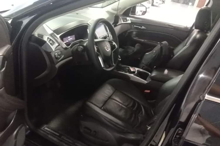 Used Cadillac SRX 2014 3.0L Comfort Model Driver Seat