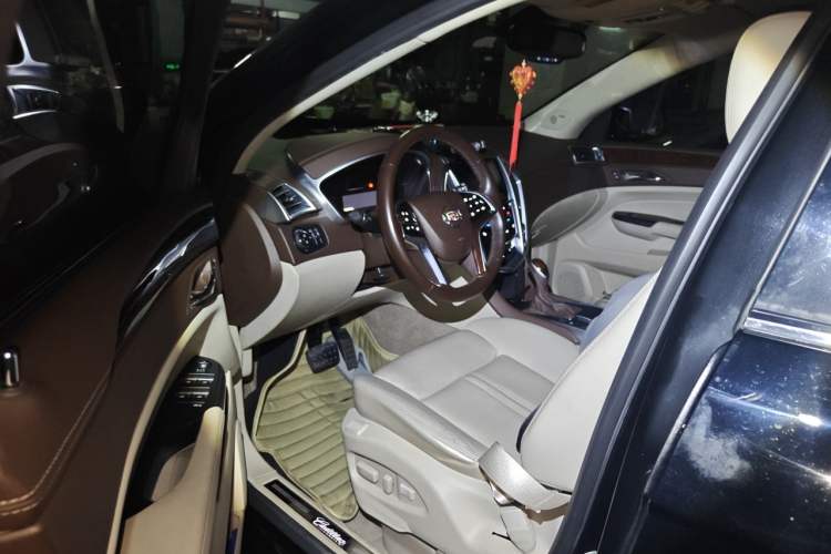 Used Cadillac SRX 2014 3.0L Elite Model Driver Seat