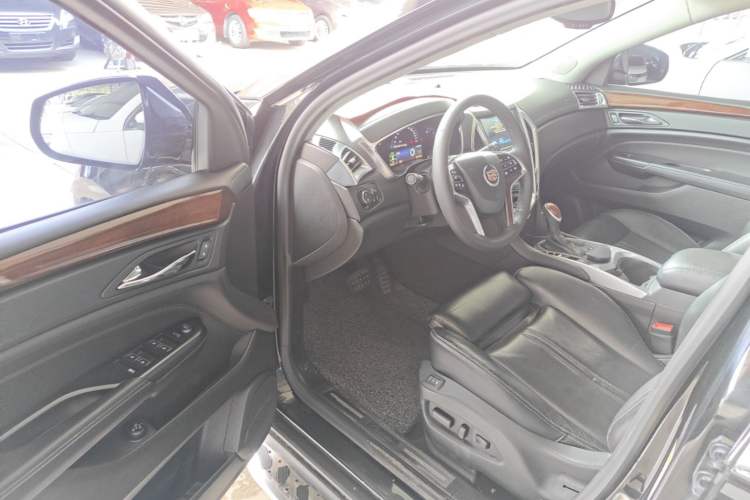 Used Cadillac SRX 2014 3.0L Elite Model Driver Seat