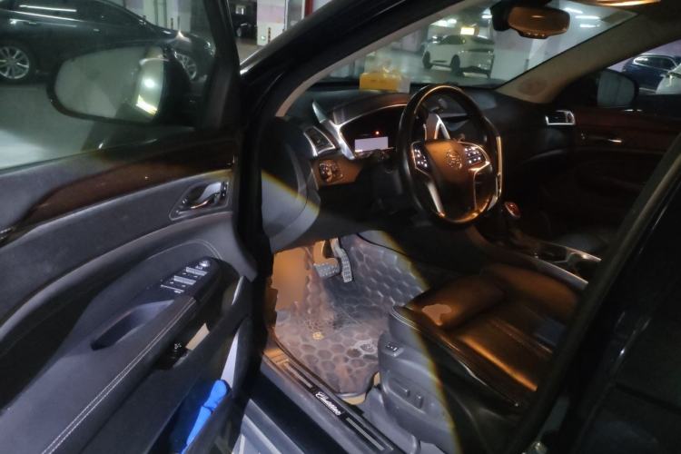 Used Cadillac SRX 2014 3.0L Elite Model Driver Seat