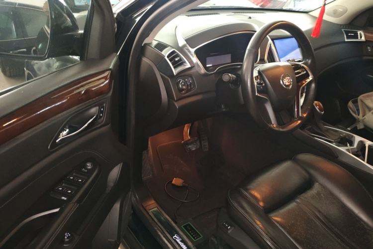 Used Cadillac SRX 2014 3.0L Elite Model Driver Seat