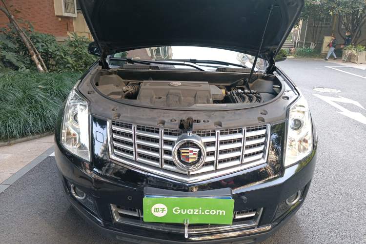 Used Cadillac SRX 2014 3.0L Elite Model Engine Bay
