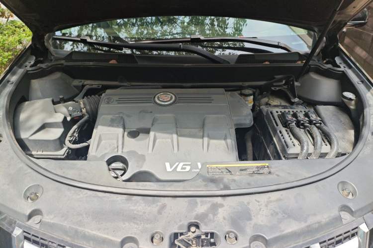 Used Cadillac SRX 2014 3.0L Leading Model Engine Bay