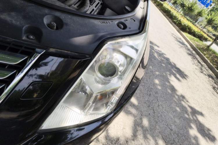 Used Cadillac SRX 2014 3.0L Comfort Model Engine Bay Left