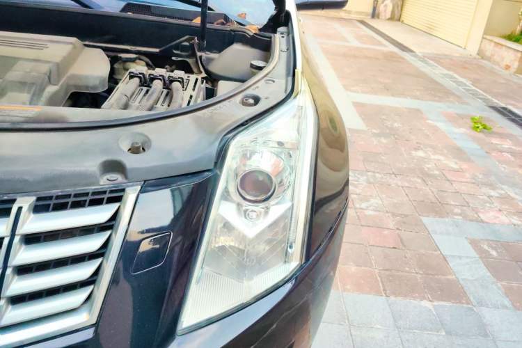 Used Cadillac SRX 2014 3.0L Leading Model Engine Bay Left