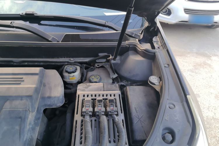 Used Cadillac SRX 2014 3.0L Leading Model Engine Bay Left