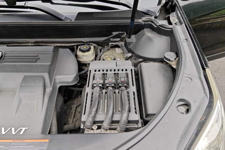 Used Cadillac SRX 2014 3.0L Luxury Model Engine Bay Left